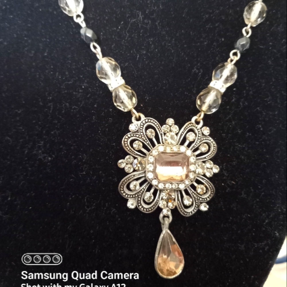 Vintage Avon necklace